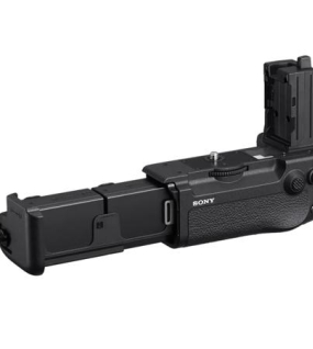 Sony VG-C6 Vertical Battery Grip for Sony Alpha a7R VI Mirrorless Camera
