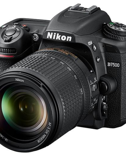 Nikon D7500 DSLR Camera with AF-S DX NIKKOR 18-140mm VR Lens & Premium Accessory Bundle – 20.9MP 4K UHD Camera