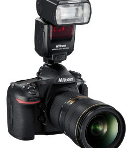 Nikon D850 DSLR Camera with AF-S NIKKOR 24-70mm f/2.8E ED VR Lens &amp; On-Camera Flash – 45.7MP Full-Frame Professional Photography Kit
