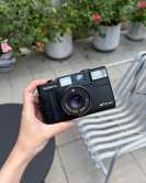 Yashica MF-2 Super DX 35mm Film Camera – Black Compact Point-and-Shoot Camera Yashica MF-2 Super DX 35mm Film Camera – Black Compact Point-and-Shoot Camera