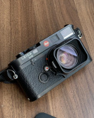 Leica M6 35mm Film Rangefinder Camera Black with 50mm f/2 Summicron-M Lens