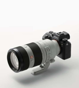 Sony Alpha a7R VI Mirrorless Camera + FE 100-400mm f/4.5 GM OSS Lens Kit