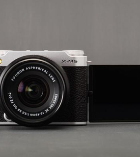 Fujifilm X-M5 Mirrorless Camera, Silver – Compact APS-C Hybrid Creator Camera